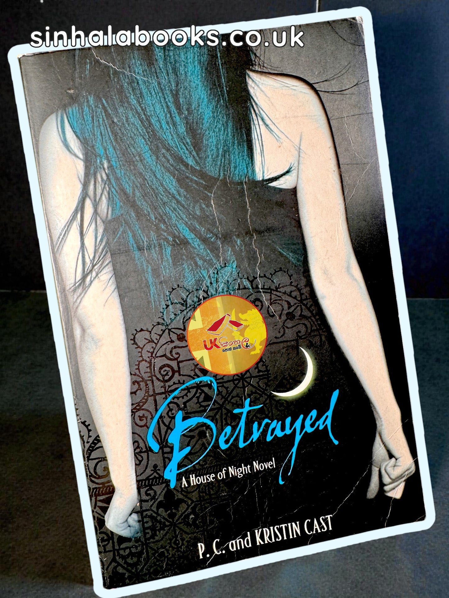 Betrayed | Book 2 of 12 : House of Night